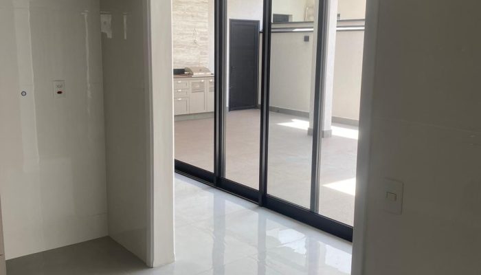 WhatsApp Image 2025-10-16 at 21.49.15 (1)