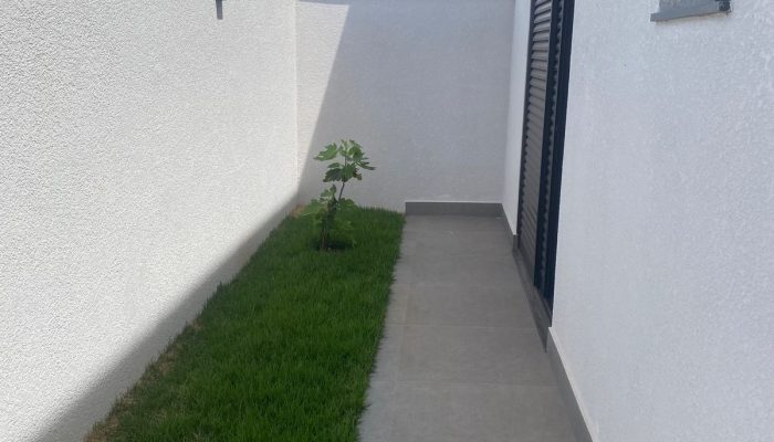 WhatsApp Image 2025-10-16 at 21.49.23 (1)