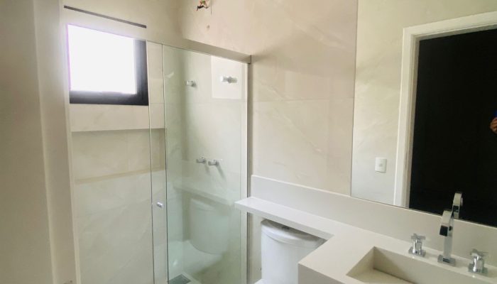 WhatsApp Image 2025-10-16 at 21.49.26